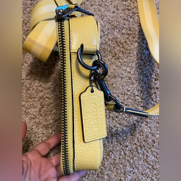 COACH Stanton Crossbody In Signature Jacquard Unisex Travel Bag Zip Closure - Picture 2 of 16